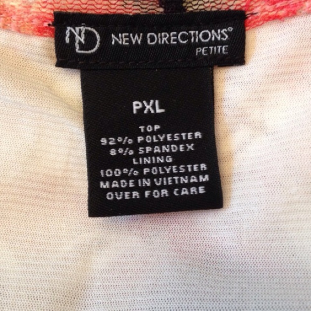Ruffle Blouse XLP - Picture 4 of 5